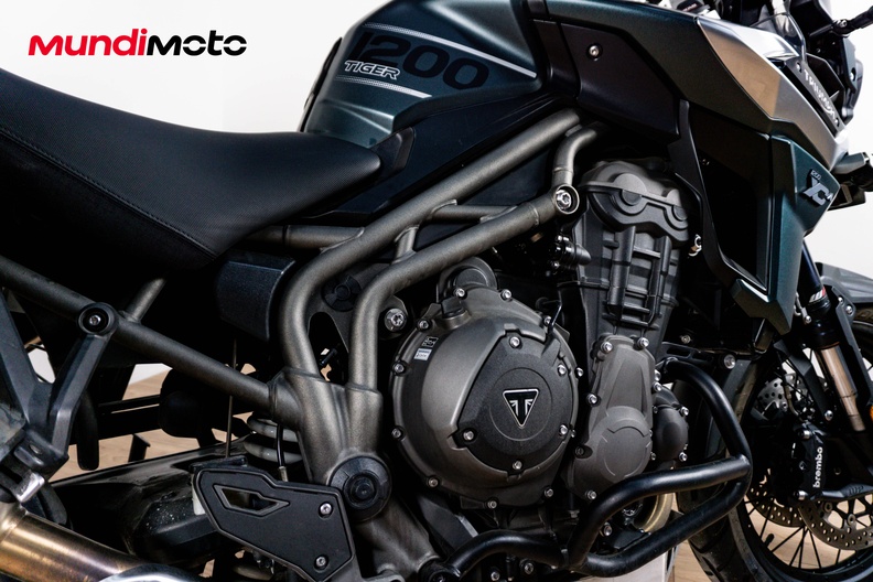 Motorbike image 3