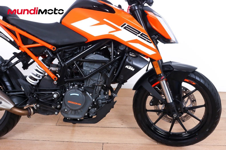 Motorbike image 13