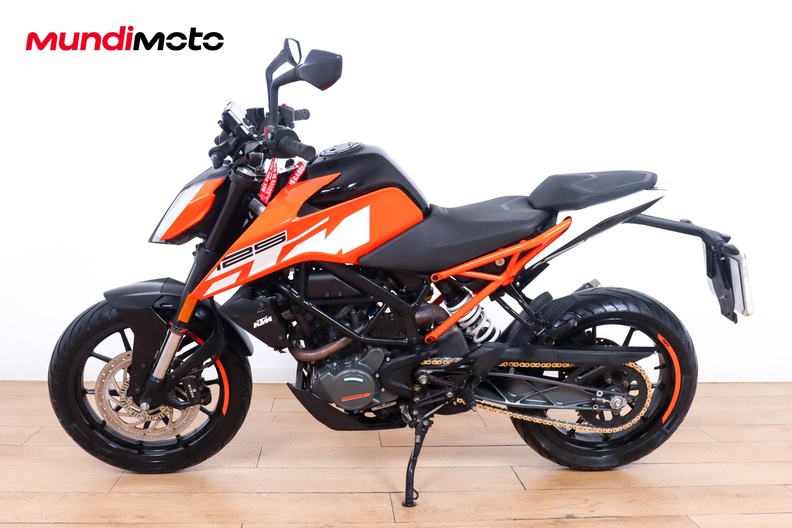 Motorbike image 5