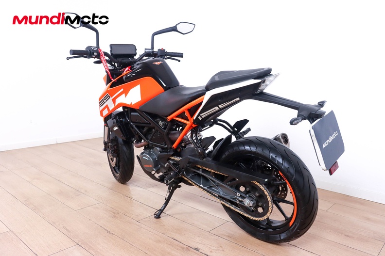 Motorbike image 6
