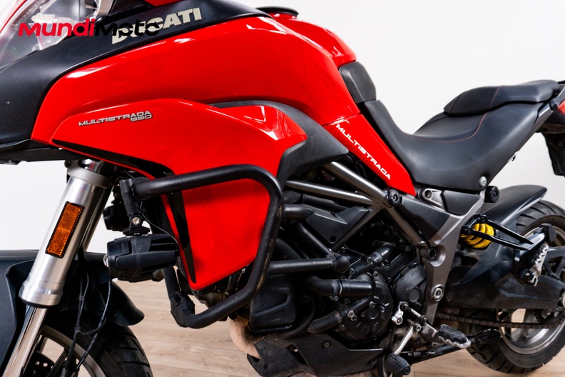 Motorbike image 9