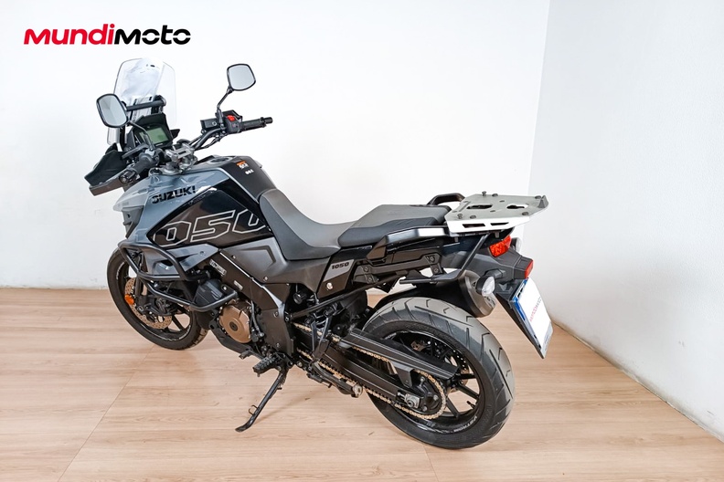 Motorbike image 7