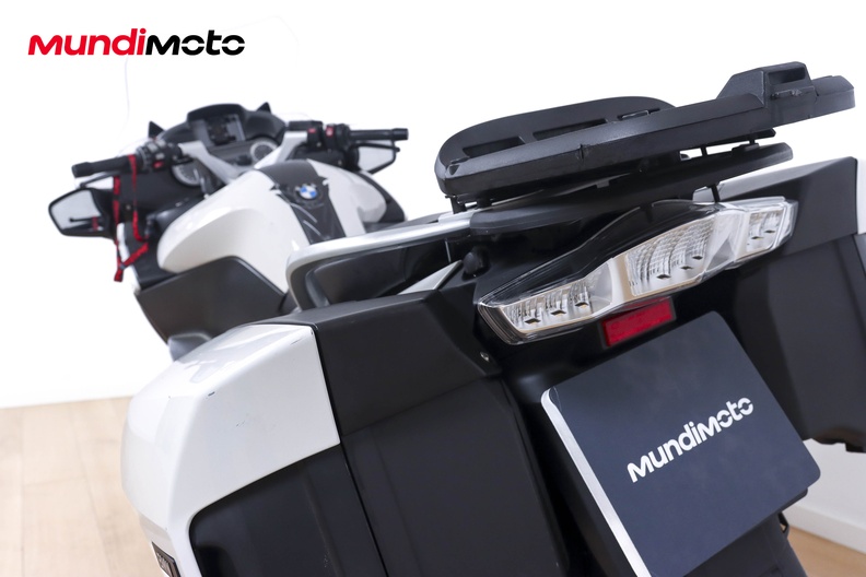 Motorbike image 9