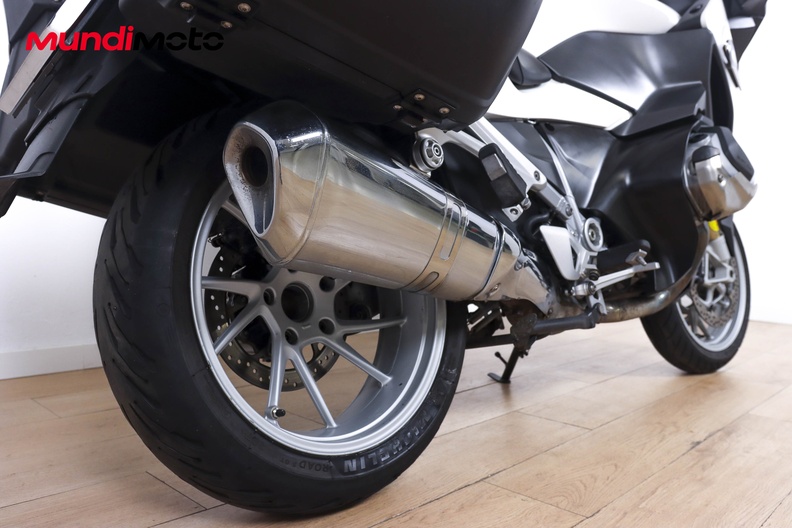 Motorbike image 3
