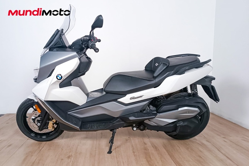 Motorbike image 5