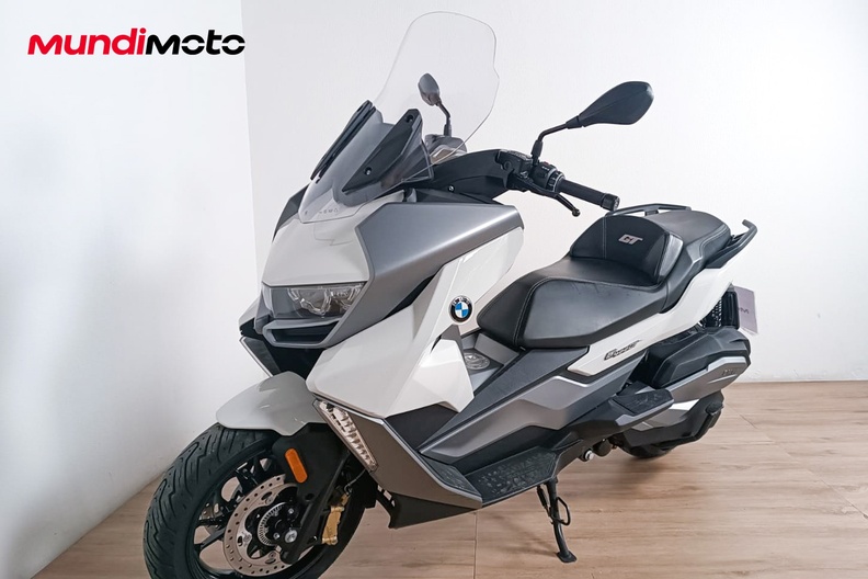 Motorbike image 6