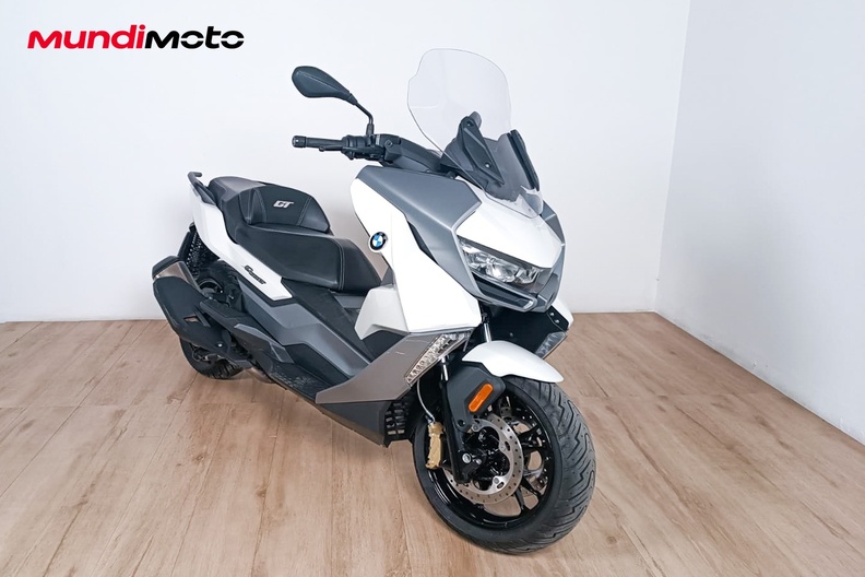 Motorbike image 1
