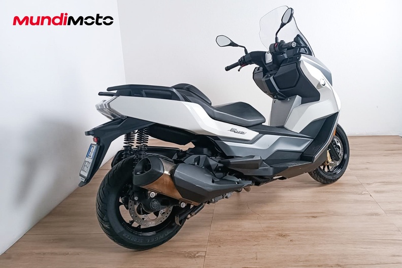 Motorbike image 2
