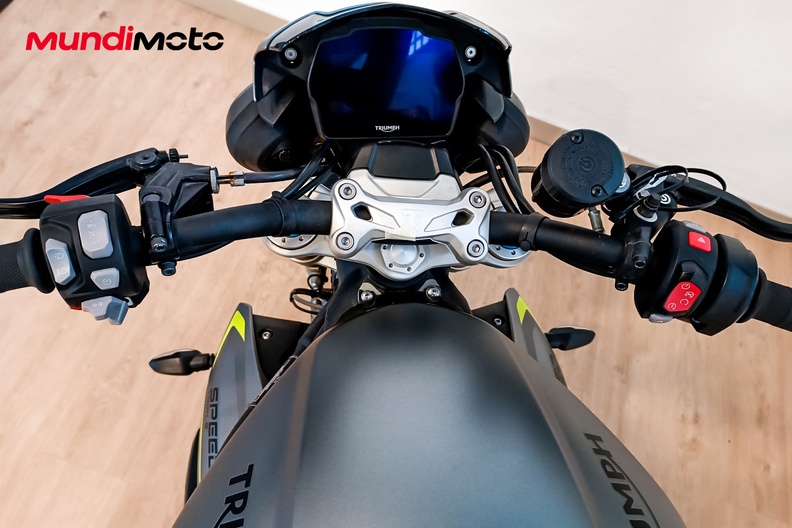 Motorbike image 10