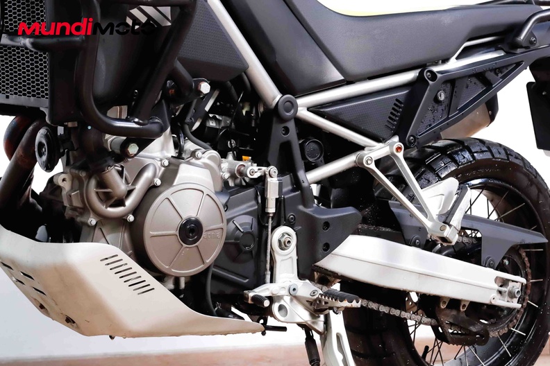 Motorbike image 8