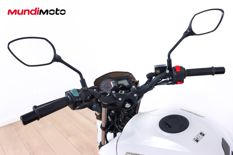 Motorbike image 10