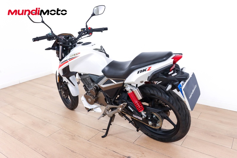 Motorbike image 6