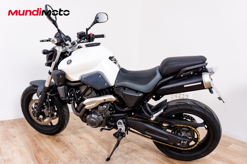 Motorbike image 7