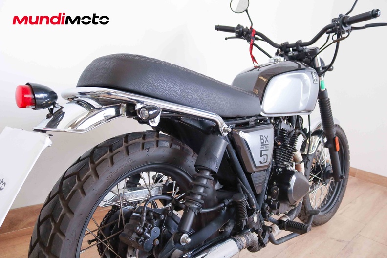 Motorbike image 3