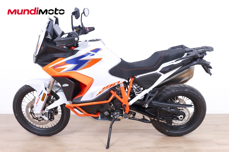 Motorbike image 5