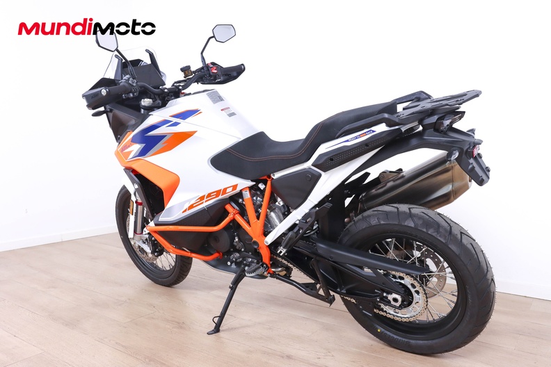 Motorbike image 6