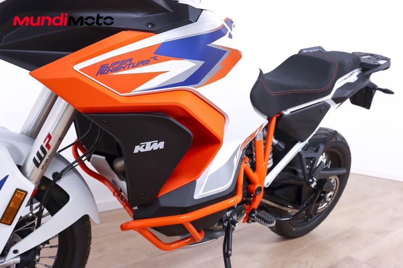 Motorbike image 8