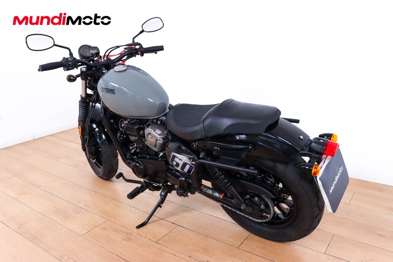 Motorbike image 6