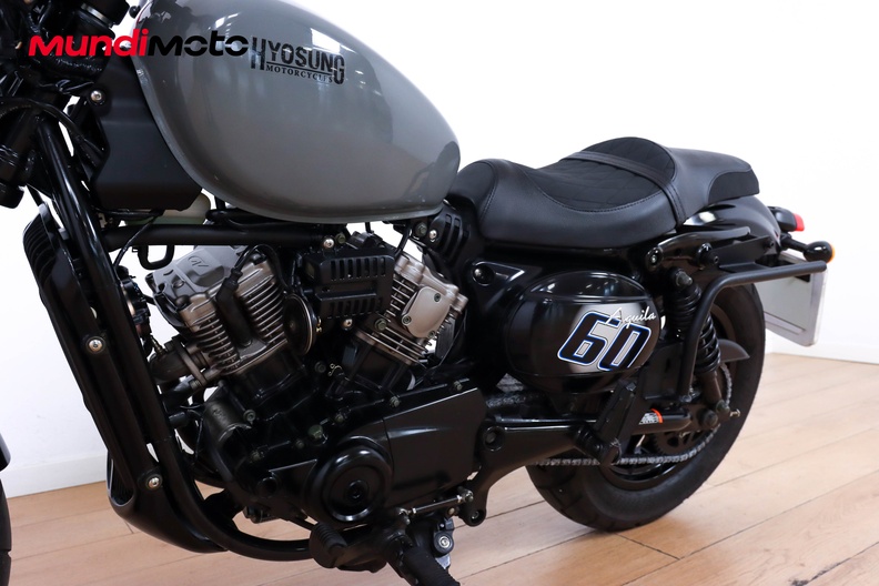 Motorbike image 8