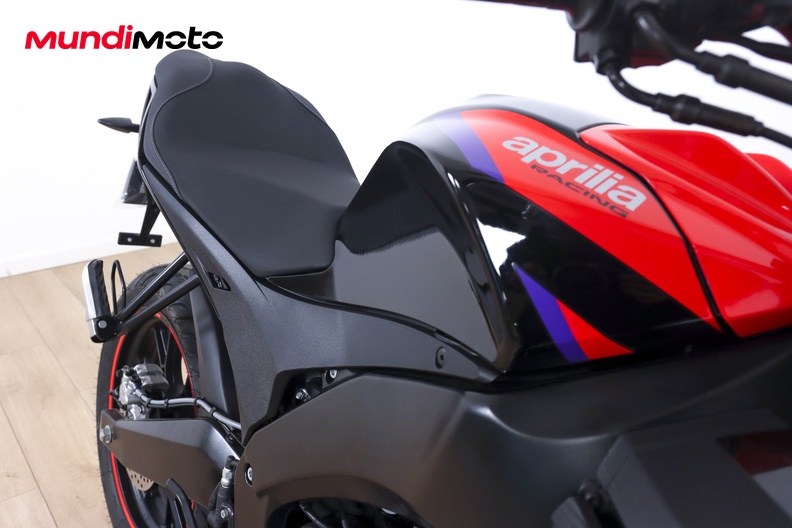 Motorbike image 12