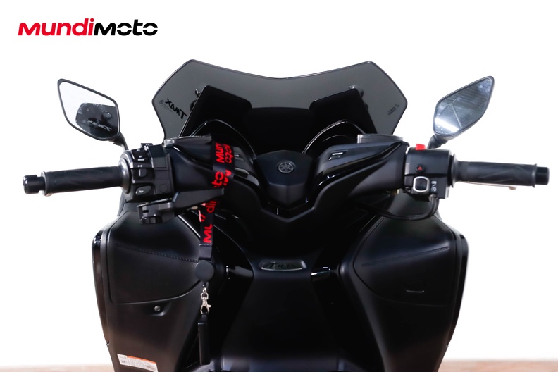 Motorbike image 10