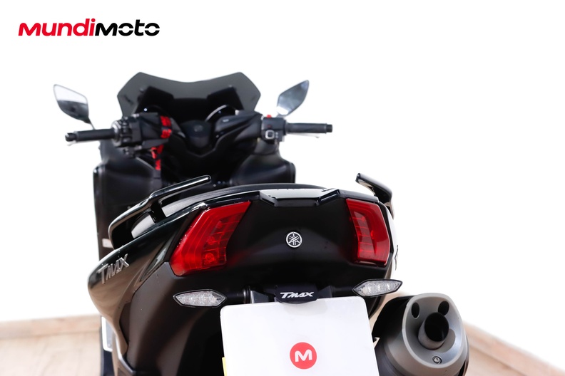 Motorbike image 9