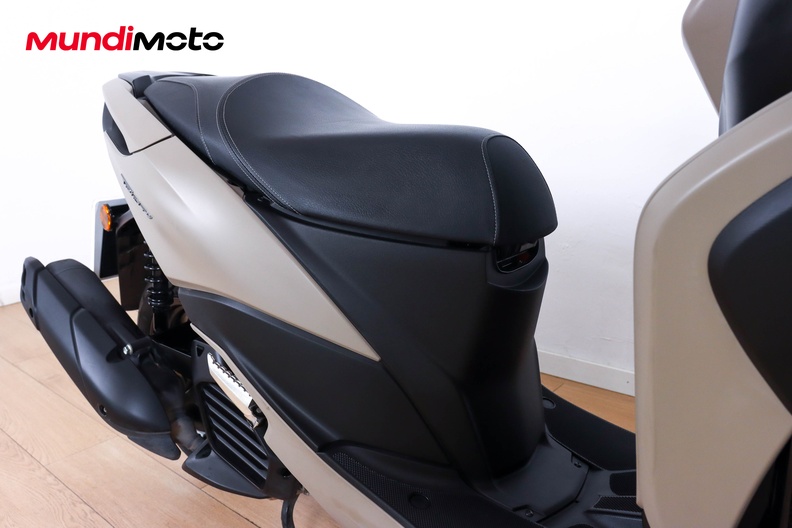 Motorbike image 12