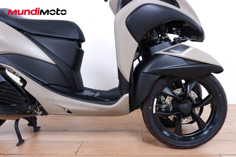 Motorbike image 13