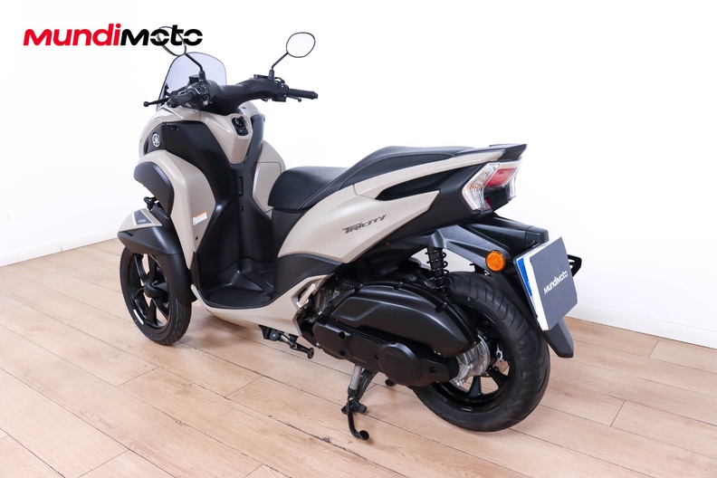 Motorbike image 6
