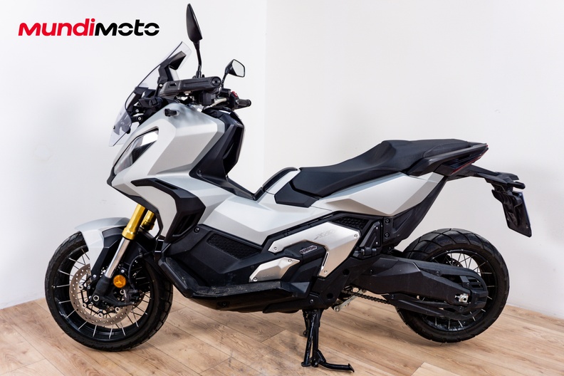 Motorbike image 5