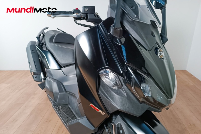 Motorbike image 4