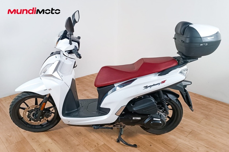 Motorbike image 5