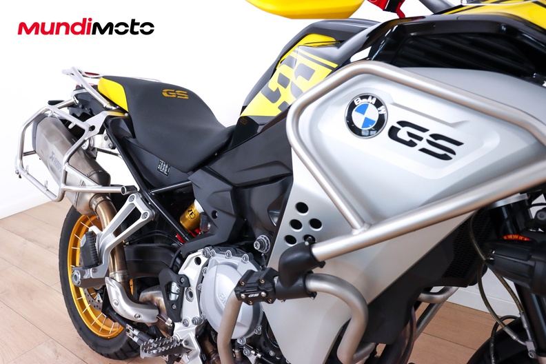 Motorbike image 12