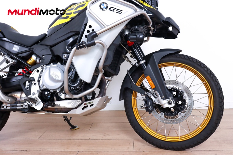 Motorbike image 13