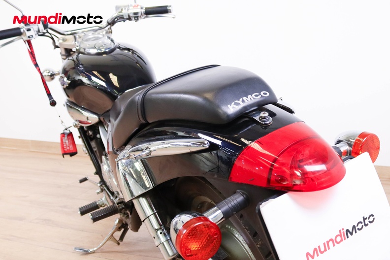 Motorbike image 8