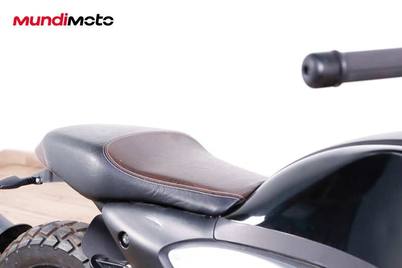 Motorbike image 13