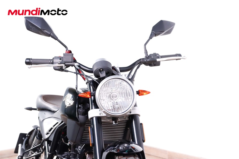 Motorbike image 4