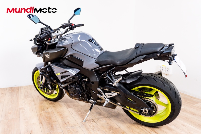 Motorbike image 7