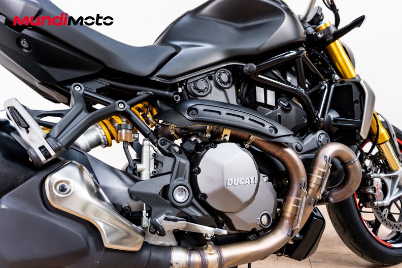 Motorbike image 3