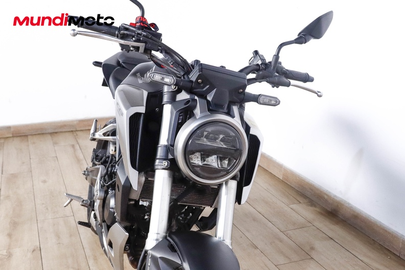 Motorbike image 4