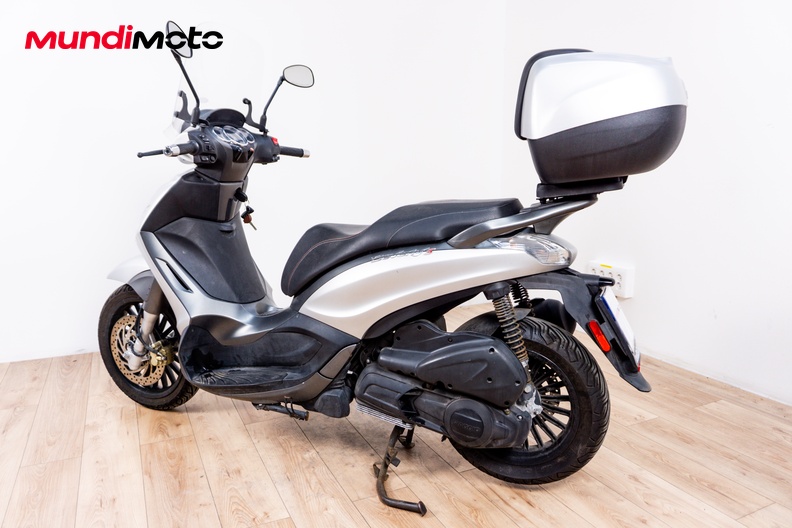 Motorbike image 7