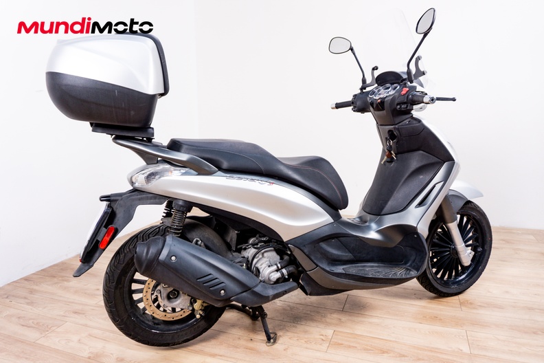 Motorbike image 2