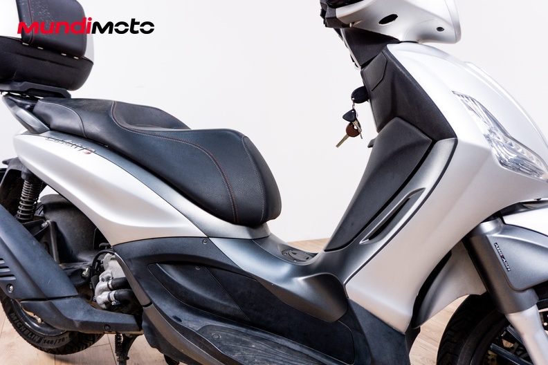 Motorbike image 4