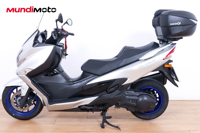 Motorbike image 5