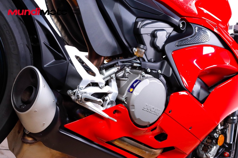 Motorbike image 3