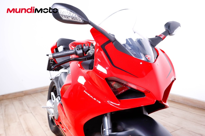 Motorbike image 4
