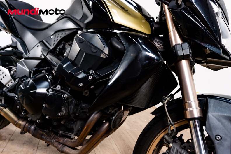 Motorbike image 9
