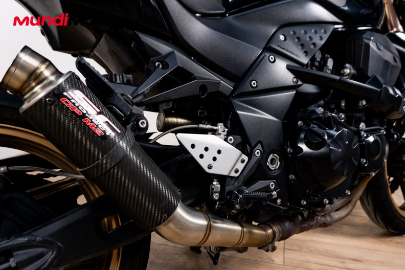 Motorbike image 3