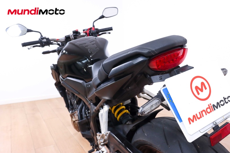 Motorbike image 9