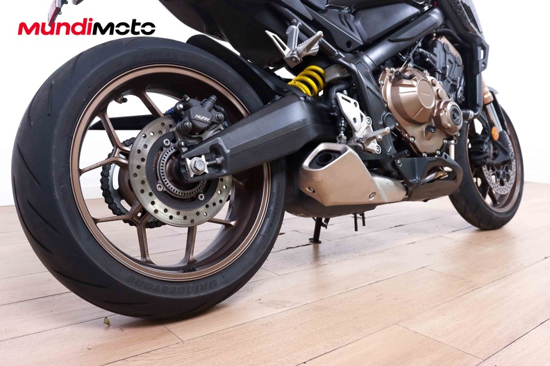 Motorbike image 3